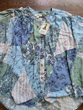 easel Patchwork Floral Button-Front Blouse - Blue, Green.